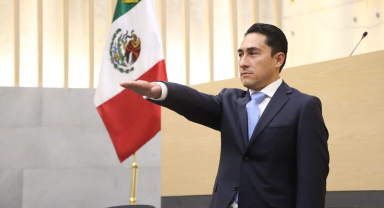 Germán Reyna y Herrero rinde protesta como titular de la ASE; destaca que habrá trabajo coordinado con el Congreso 