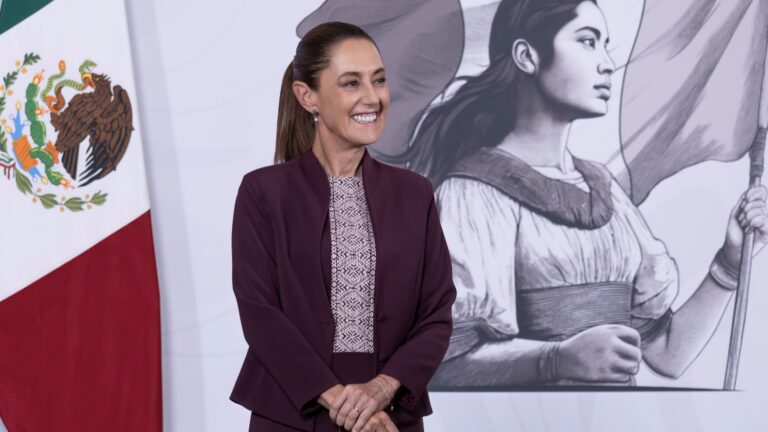 Mire Doctora. CONAFE, la plantilla de “aviadores”