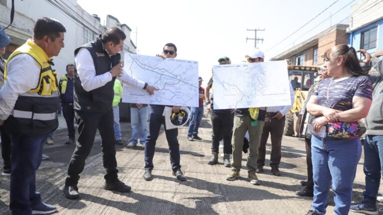 Tras 30 años de abandono, Gobierno Estatal pavimenta 105 calles al norte de Puebla