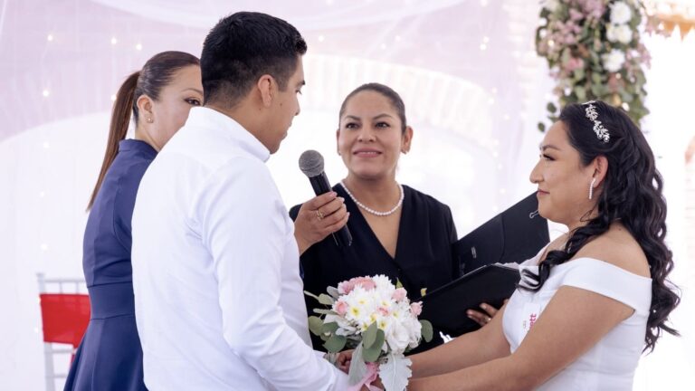 Brinda Lupita Cuautle Certeza Jurídica a familias sanandreseñas con Bodas Gratuitas