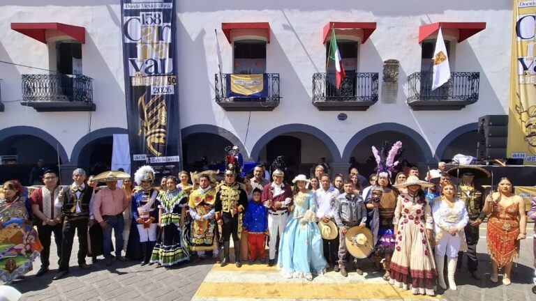 ¡Inicia el Carnaval de Huejotzingo 2026! Roberto Solís entrega la Plaza de Armas al General en Jefe en un acto sin precedentes