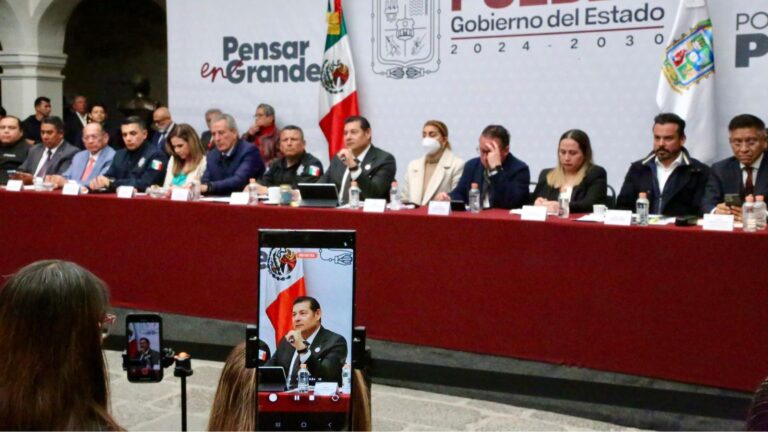Defiende gobernador Armenta derechos de las audiencias a conocer la verdad