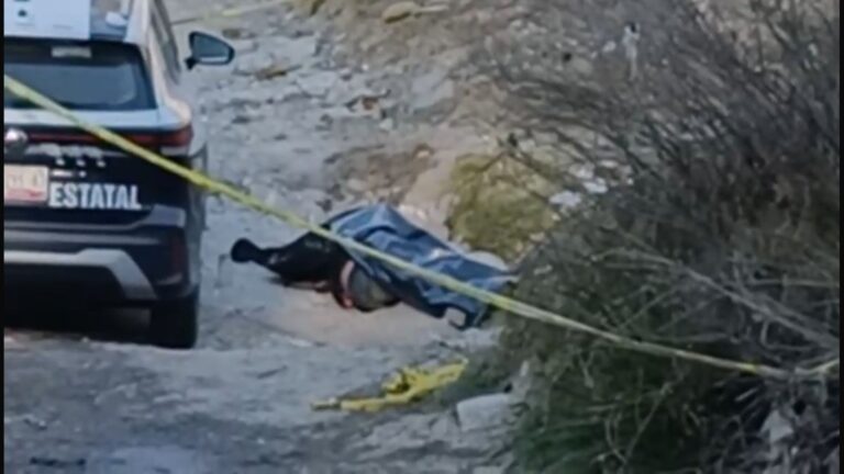 Hallan cadáver con huellas de violencia en barranca de Santa María Xonacatepec