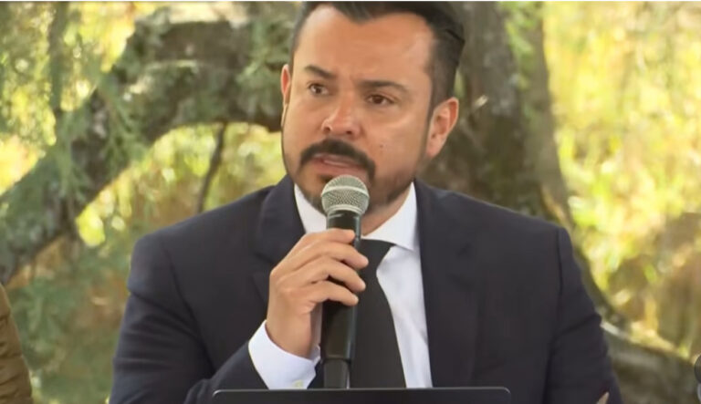 Proyecta coordinador de gabinete García Parra más señalamientos a alcaldes por actividades ilícitas