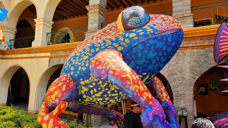 Presenta Secretaría de Desarrollo Turístico Festival Volarte Cartoons en Cholula