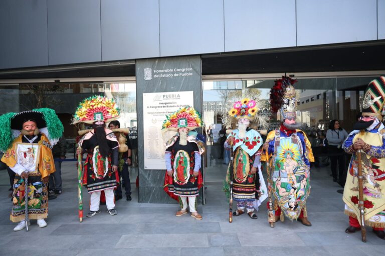 Presentan en el Congreso la edición 158 del Carnaval de Huejotzingo