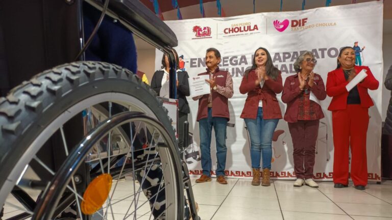 “Tenemos una presidenta que siempre nos recibe con los brazos abiertos”: beneficiaria del Miércoles del Pueblo