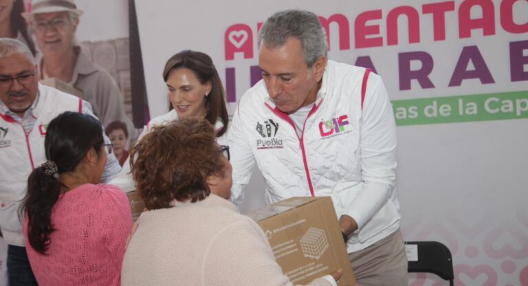 Pepe Chedraui y MariElise Budib entregan más de 2 mil 800 despensas en La Margarita