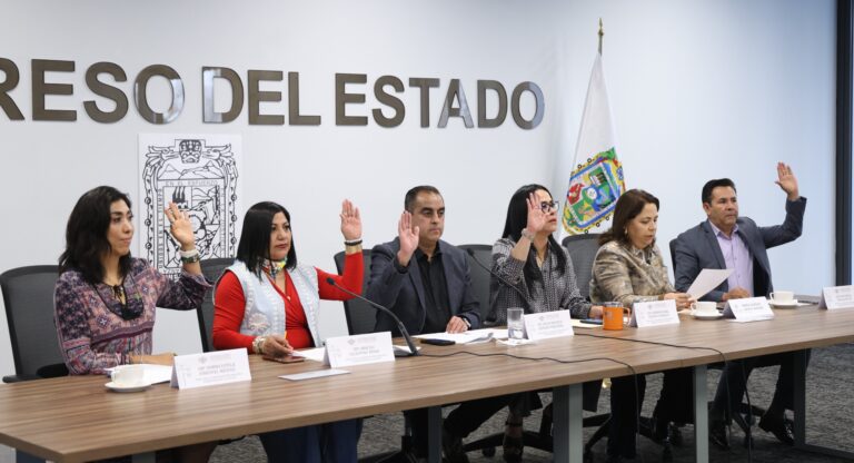 Aprueban en Comisión reforma para garantizar intérpretes a personas con discapacidad auditiva en la Fiscalía