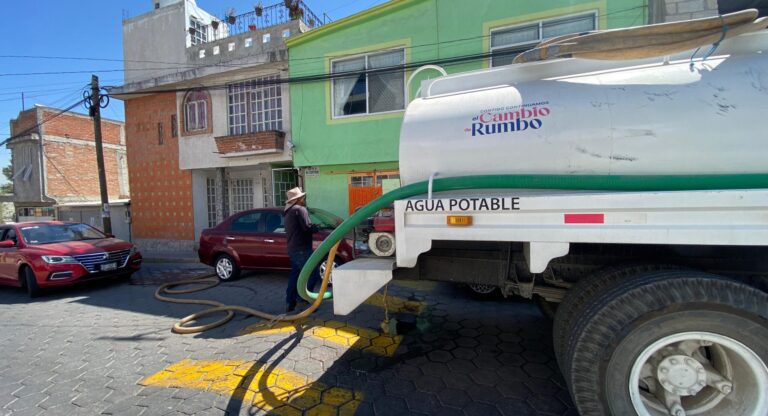 Ante la inconformidad en el servicio de agua potable en la zona, el Ayuntamiento de San Andrés Cholula acompaña a habitantes de Concepción Guadalupe en busca de soluciones