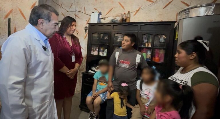 Gobierno Estatal brinda atención cercana y permanente a familias en Huachinango