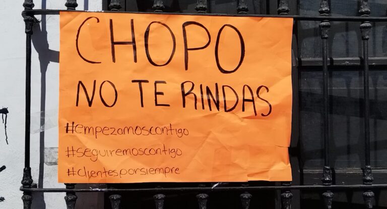 Supuestos clientes de Bar Chopo piden “aguantar” la clausura