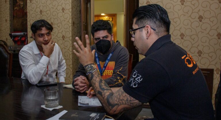 Vincula gobierno de Pepe Chedraui a buscadores de empleo