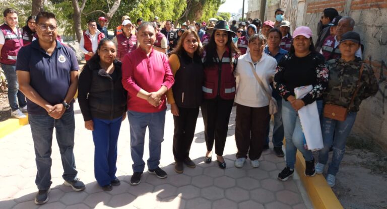 Con participación ciudadana, Tonantzin Fernández impulsa faena en Momoxpan