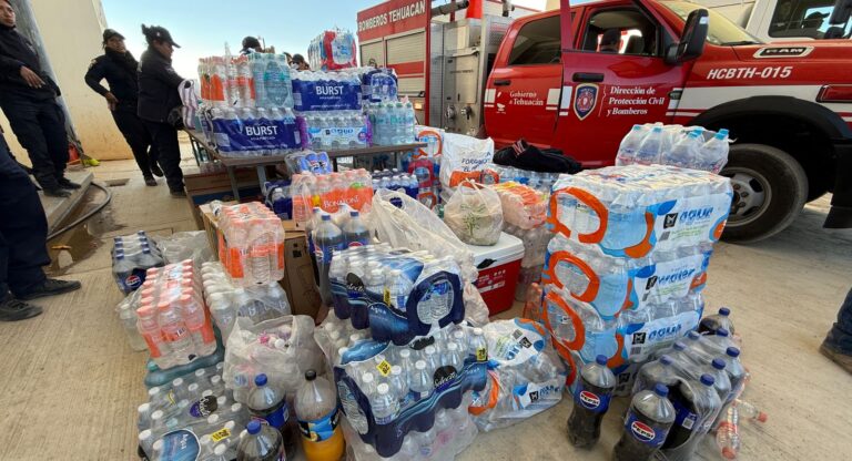 Entrega Ana Tepole apoyo a personas afectadas por incendio en la Sierra Negra 