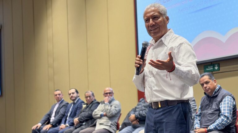 Capacita SEP a mil 200 docentes de educación obligatoria