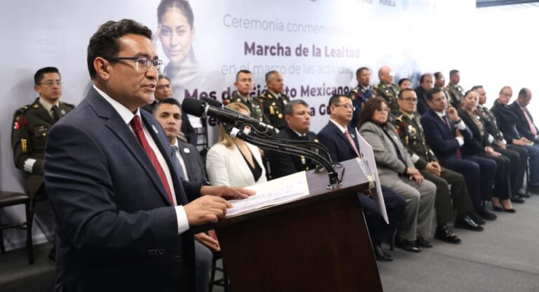 Reconocen en el Congreso del Estado entrega, compromiso, disciplina y lealtad de las Fuerzas Armadas 