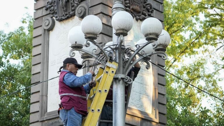 Inaugura Gobierno de Pepe Chedraui mantenimiento de fuentes en el parque de San José