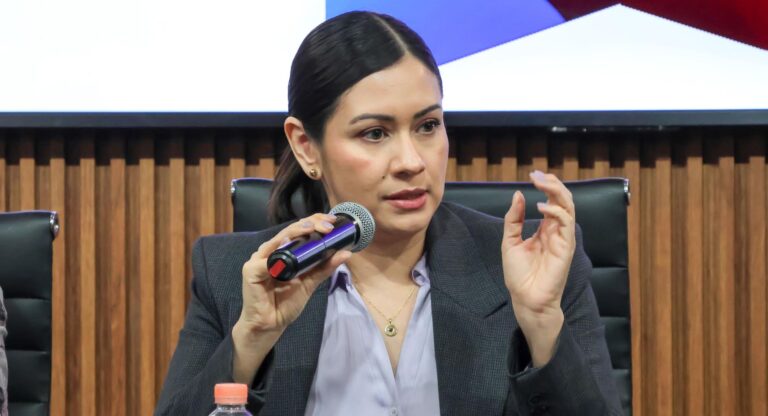 Conmemora IEE el 8M con conversatorio sobre la representación de las mujeres en las instituciones democráticas con líderes del ámbito electoral