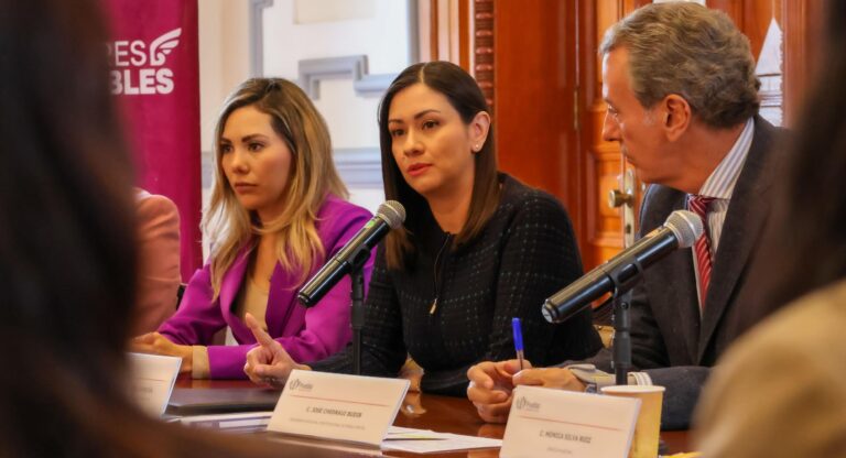 IEE y Gobierno Municipal de Puebla firman convenio para erradicar la violencia política en razón de género