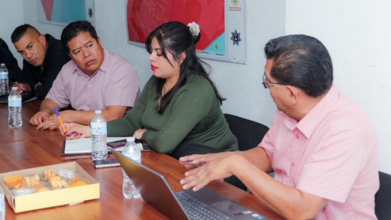 Tecamachalco fortalece la coordinación con instituciones bancarias