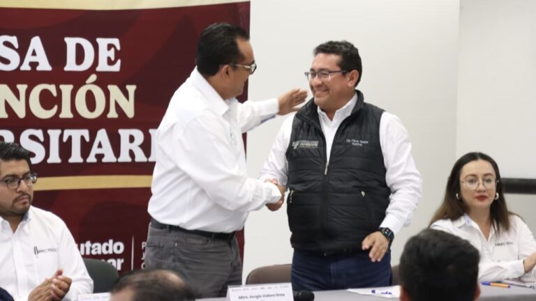 Impulsa Pável Gaspar vinculación con jóvenes de la Mixteca