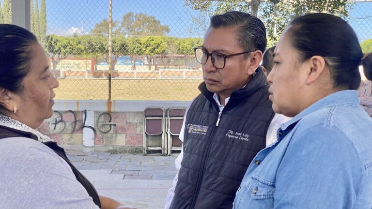 Trabajo de gestión y suma de voluntades permiten el bienestar en San Baltazar Tetela: José Luis Figueroa