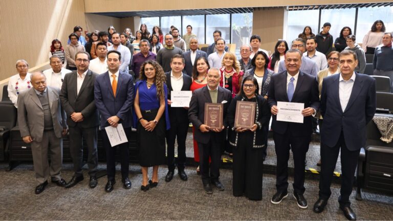 Analizan en el Congreso el papel de Juan Francisco Lucas en la historia de Puebla