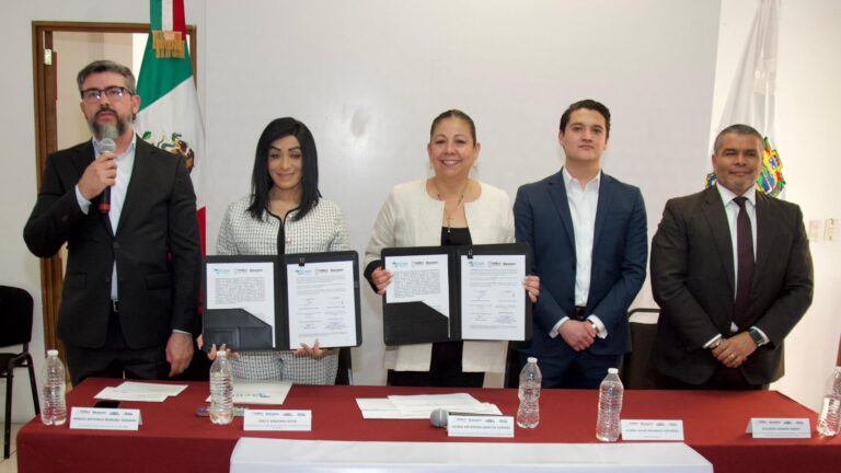 Atender con calidez a todas las personas, un compromiso, afirma Laura Artemisa