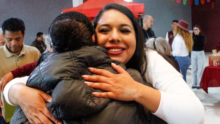 Fortalece Gobierno de San Pedro Cholula el acceso a la nutrición con afiliación al programa “Leche para el Bienestar”