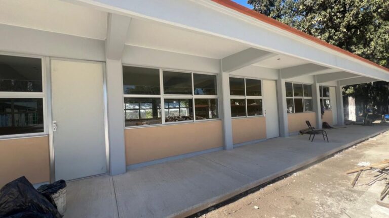 Impulsa Gobierno de Puebla infraestructura educativa en la capital poblana y Amozoc
