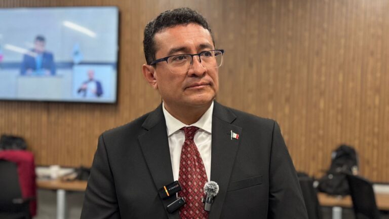 Nayeli Salvatori debe conducirse con apego al código de ética del Congreso y respetar a los ciudadanos