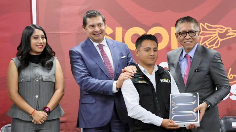 Refrenda SICOM compromiso de informar con la verdad, es el derecho de las audiencias