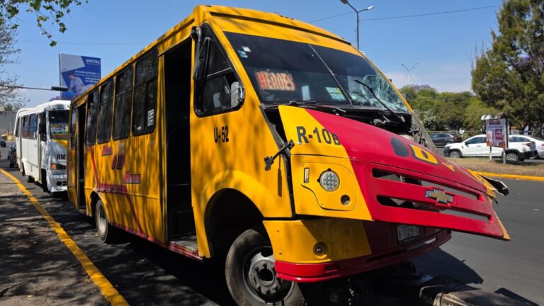 Suspende gobierno estatal concesión a unidad de Ruta 10 involucrada en siniestro de tránsito
