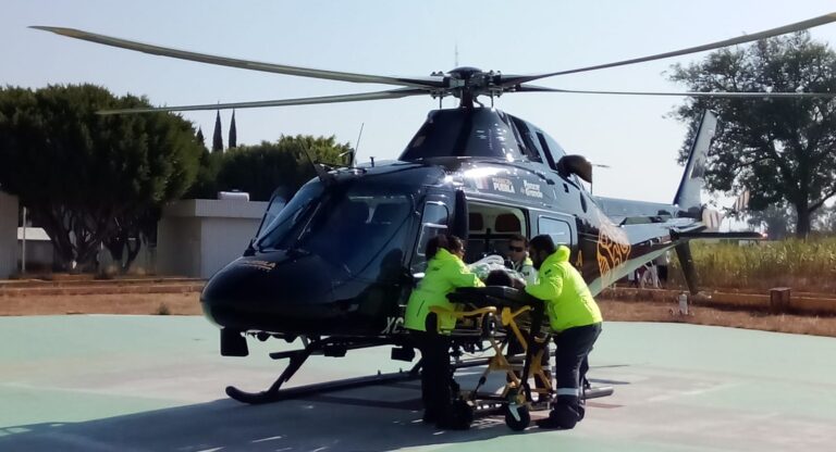 Ambulancia aérea desde Chiautla de Tapia permite atención oportuna a joven embarazada