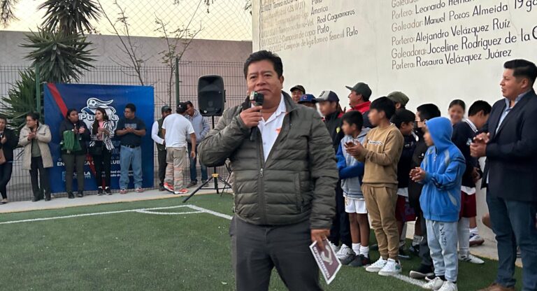 Inaugura Mateo Hernández López canchas “La Balsa” sede de la Academia Fútbol Franja TK