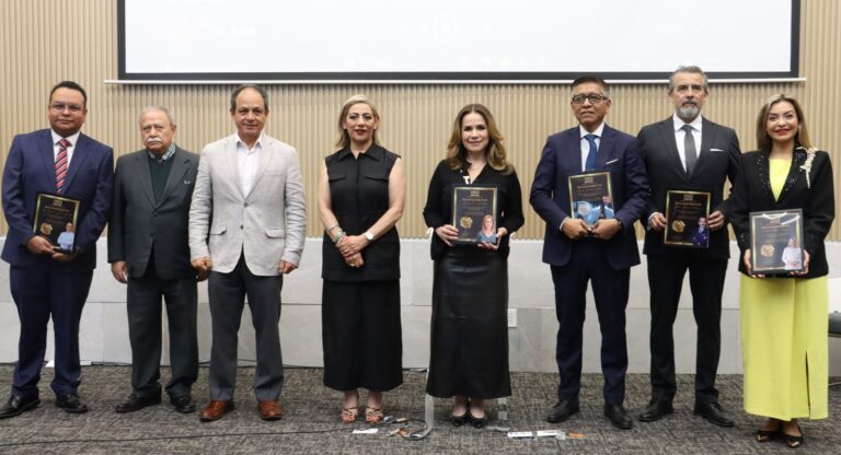 Realizan en el Congreso del Estado la entrega de reconocimientos “Poder 2026”