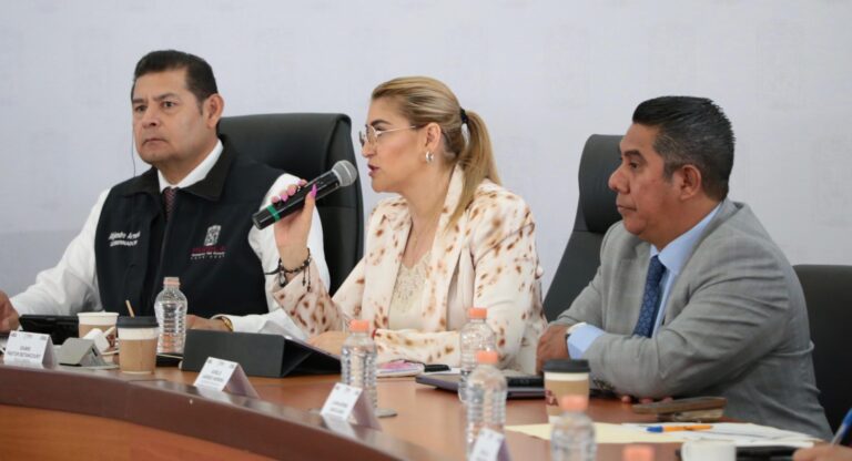 En Puebla violentadores y delincuentes enfrentarán la ley: Gobernador Armenta Mier