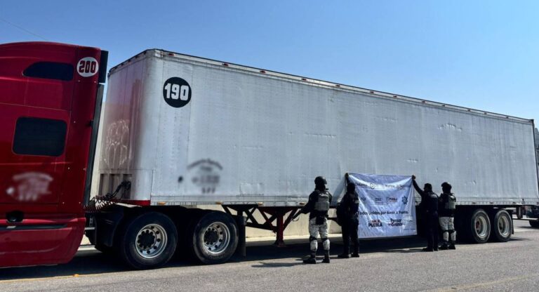 Policía Estatal y Guardia Nacional recuperan tractocamión robado