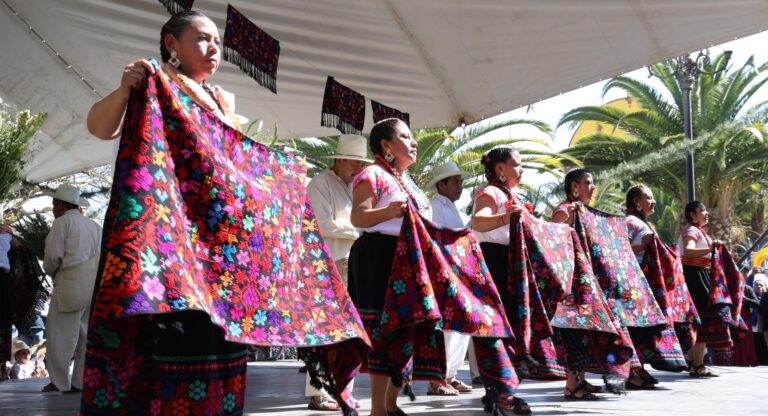Reconoce SEP dedicación de docentes en comunidades originarias de Puebla