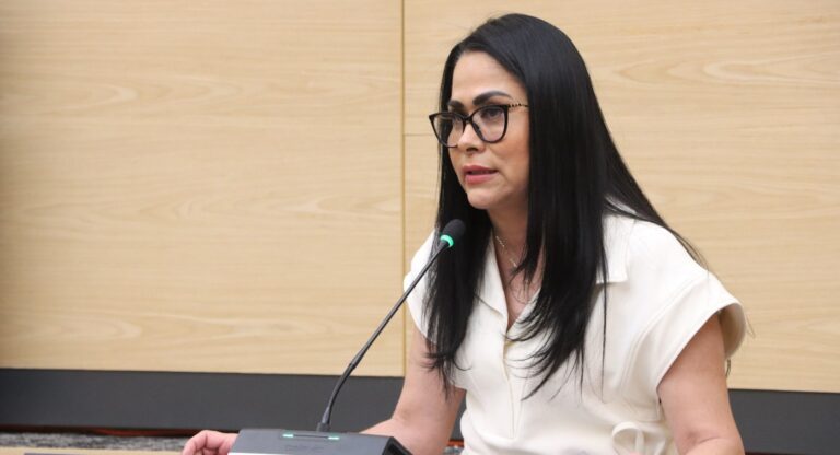 Impulsa Fedrha Suriano iniciativa en materia de prevención y sanción del embarazo infantil y adolescente