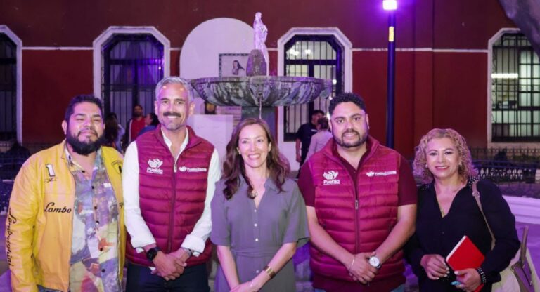 Entrega Gobierno de Pepe Chedraui fuente del Parque Sor Juana Inés de la Cruz