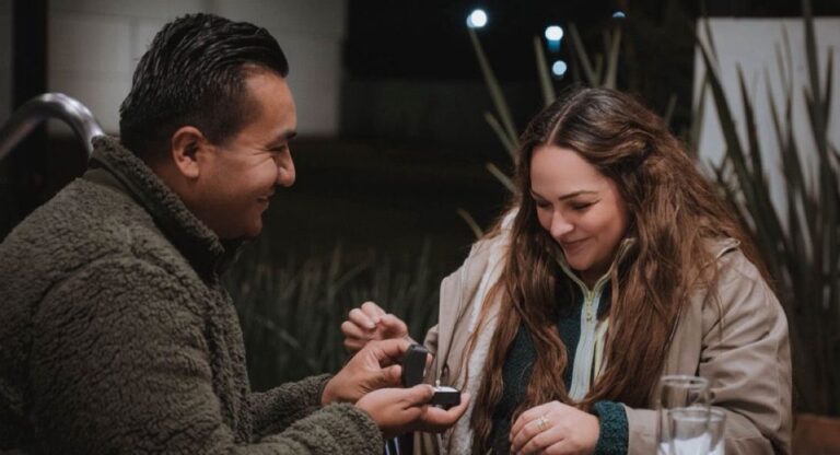 Roberto Solís y Shamy Spezia formalizan su compromiso