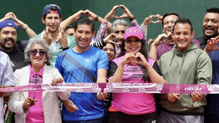 Bajo el liderazgo de Tonantzin Fernández, rescatan cancha de frontenis en el Deportivo Tlachtli