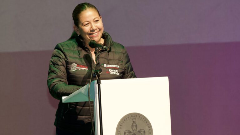 Mujeres jóvenes marcan ritmo de desarrollo en Puebla: Laura Artemisa