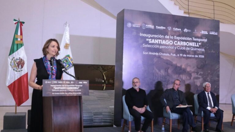 Puebla impulsa democratización de la cultura con exposición de Santiago Carbonell