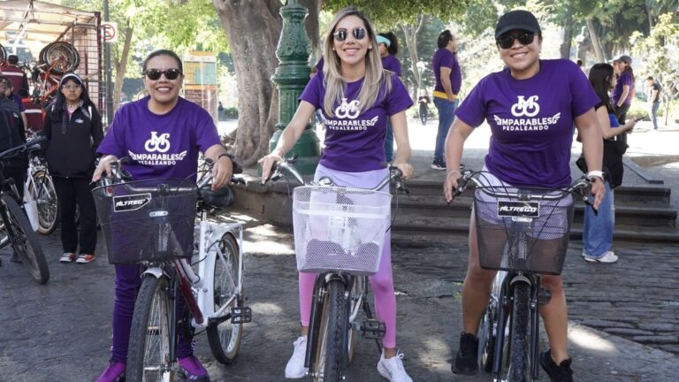 Arranca Mes de la Mujer con rodada en la capital poblana