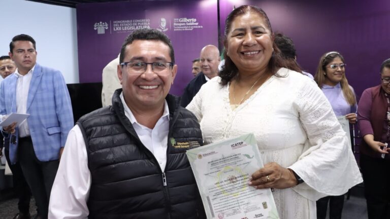 En el Congreso del Estado, ICATEP entrega constancias de capacitación para la prevención de la violencia contra las mujeres