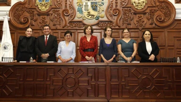 Con las ponencias magistrales de las científicas Annie Pardo y Rosaura Ruiz, se llevó a cabo la primera sesión de la cátedra Matilde Montoya