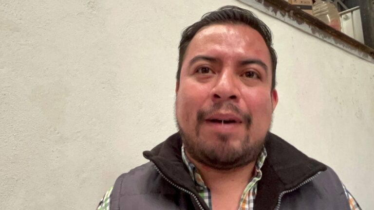 Avanza rehabilitación de luminarias en San Pedro Cholula